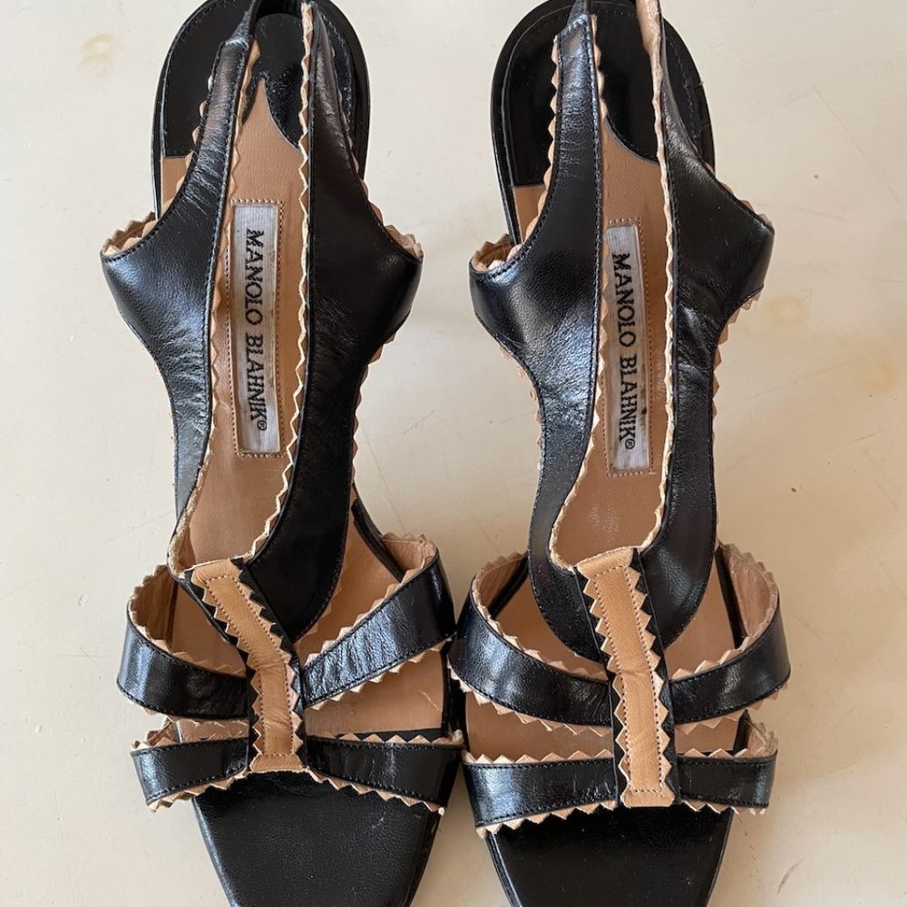 Manolo Blahnik heeled slingback sandals, black & tan, scallop edging, size 40